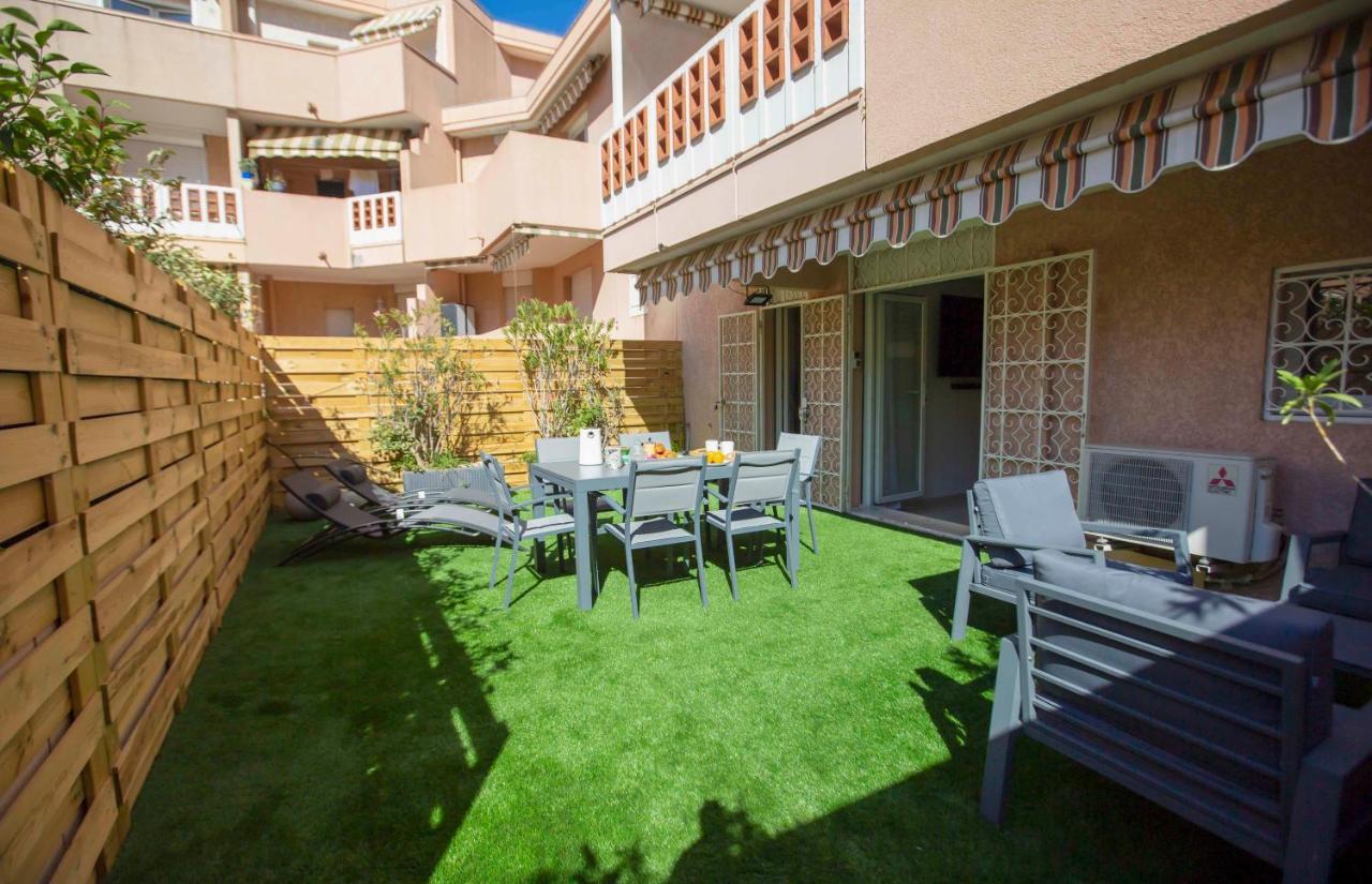 Le Ptit Max Centre Ville - Terrasse 圣马克西姆 外观 照片